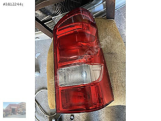 MERCEDES W447 VİTO ORJİNAL HELLA SAĞ ARKA STOP HATASIZ