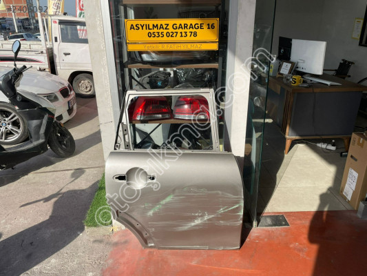 MİNİ COOPER F55 SAĞ ARKA KAPI ORJİNAL