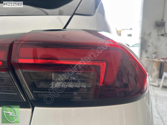 Opel Corsa F 2023 Sağ Dış Stop 90194156 Orjinal Hatasız