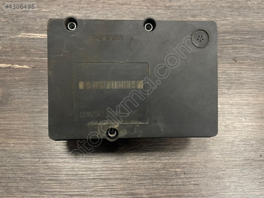 VOLVO S60 T5 ABS BEYNİ 2.0 BENZİNLİ 30793445