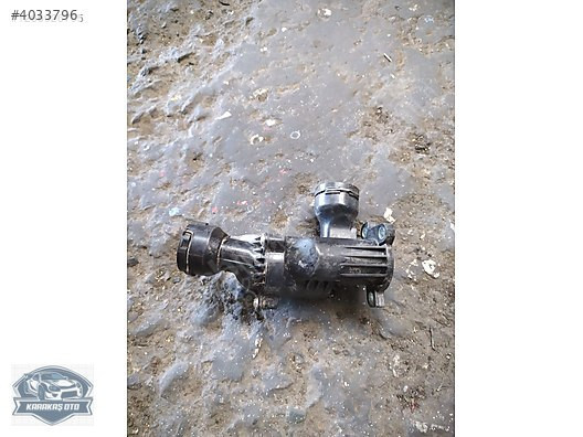 AUDİ A6 CNH 2.0 TDI TERMOSTAT ORJİNAL 04L121111H
