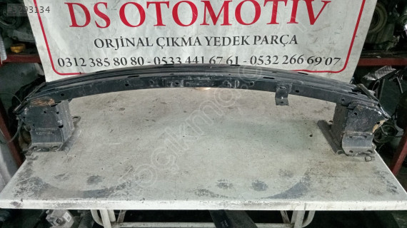 2024 NİSSAN QASHQAİ ÖN TAMPON DEMİRİ