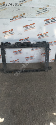 Ford courier makyajlı çıkma ön panel