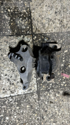 2015-2023 DACİA DUSTER SAĞ MOTOR KULAĞI ORJ ÇIKMA