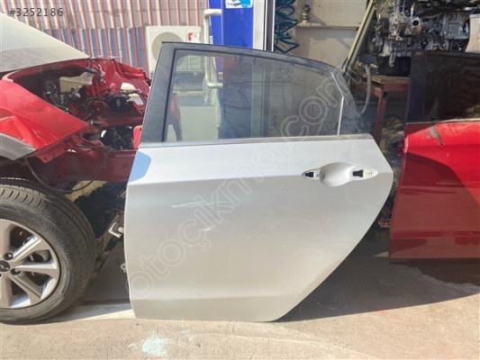 2012-2016 Hyundai İ30 Sol Arka Kapı (Boş)