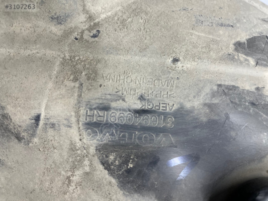 Volvo s60 sağ ön çamurluk davlunbaz s 60 çıkma yedek parça