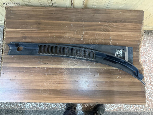 HYUNDAİ ACCENT ÖN CAM IZGARASI SAĞ 97-99 MODEL ORJİNAL ÇIKMA