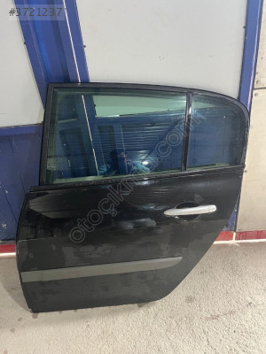 RENAULT MEGANE 2 ÇIKMA  SOL ARKA KAPI