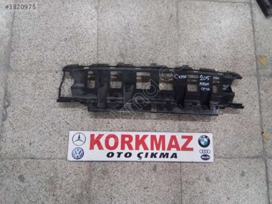 MERCEDES C KASA A206 W206 ARKA ORTA TAMPON BRAKETI