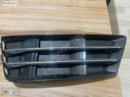 AUDİ A4 B9 8W KASA SOL SİS KAPAĞI SIFIR SÖKME 8W0807681R