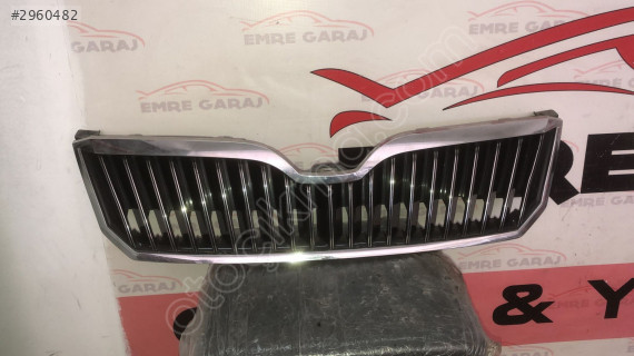 3T0853668 Skoda Süperb Ön Panjur Full Krom (09-13)