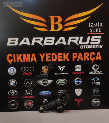 MERCEDES-BENZ C SERİSİ W204 SOL ÖN KAPI AÇMA KOLU A2047602134
