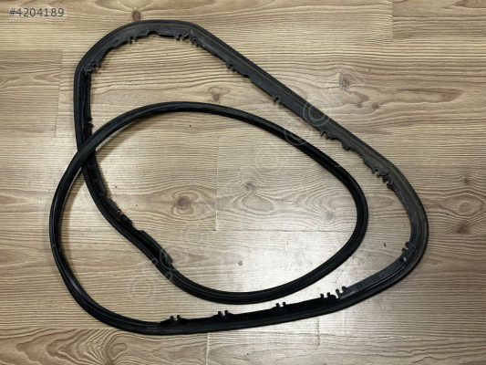 AUDİ A6 05-11 DIŞ KAPI FİTİLİ ÖN SAĞ SOL 4F0837911