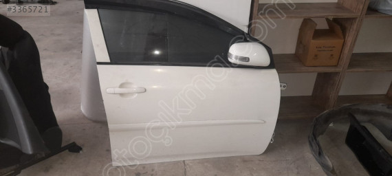 2008 - 2012 TOYOTA COROLLA SAĞ ÖN KAPI