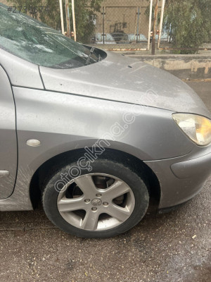 Pejo 307 sağ ön çamurluk orj cıkma