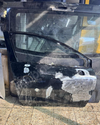 RENAULT CLİO 4 SAĞ ÖN KAPI EYUPCAN OTO'DA