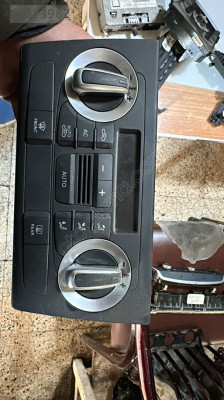 2013-2016 AUDİ Q3 KLİMA KONTROL PANELİ 8U0820043B ORJ ÇIKMA