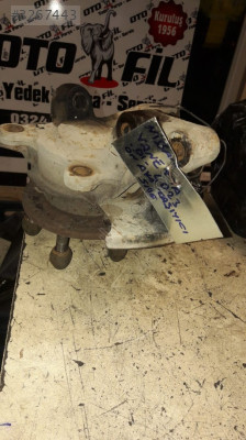 NİSSAN VANETTE LD23 2001 ÖN AKS TAŞIYICI