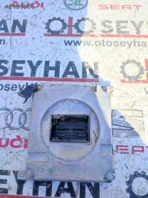 7P5941591AD Seat Leon 2015 LED far beyni