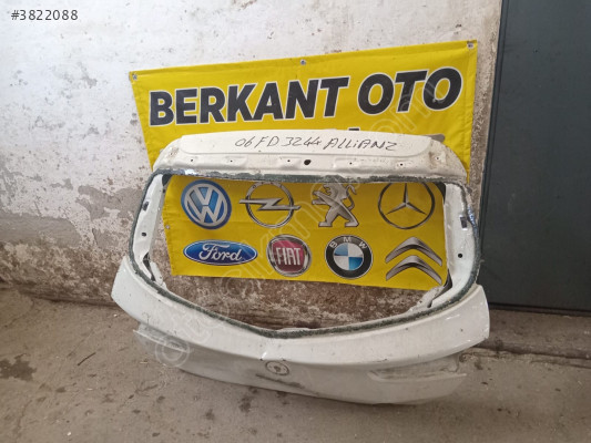 Giulietta Model Alfa Romeo için Çıkma Bagaj Kapağı