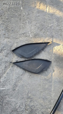 BMW F30 TORPİDO YAN KAPAKLAR OTO FEDAİ