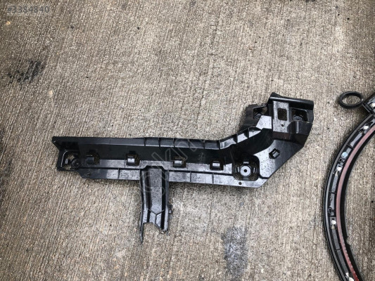 BMW X2 F39 SAĞ ARKA TAMPON BRAKETİ 51127426440