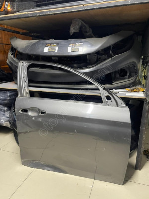 FİAT EGEA SAĞ ÖN KAPI ORJİNAL ÇIKMA