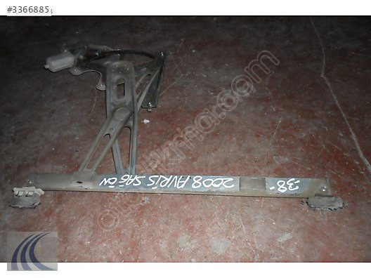 TOYOTA AURIS 2008 ÇIKMA SAĞ ÖN CAM KİRKOSU