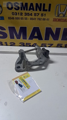 Mazda 3 SkyActive  Şanzıman kulak Bağlantı Braketi