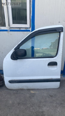 Kangoo 1 çıkma sol ön kapı