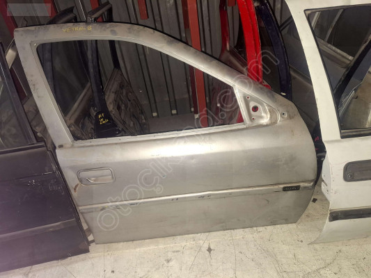 ÖZMEN OPEL VECTRA B ÇIKMA SAĞ ÖN KAPI