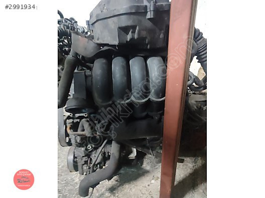 Audi A4 2.0 motor emme manifoldu