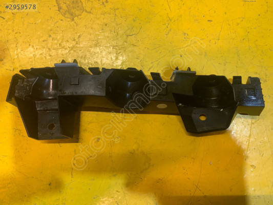 RENAULT Captur Arka Tampon Braketi Sıfır Orjinal 850456579R