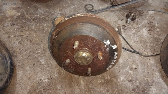 Hyundai admire arka fren tablasi arka tasiyici