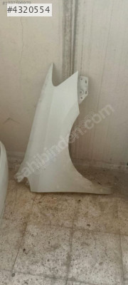 polo sağ çamurluk hatasız beyaz