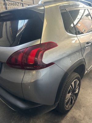 PEUGEOT 2008 SAĞ ARKA ÇAMURLUK