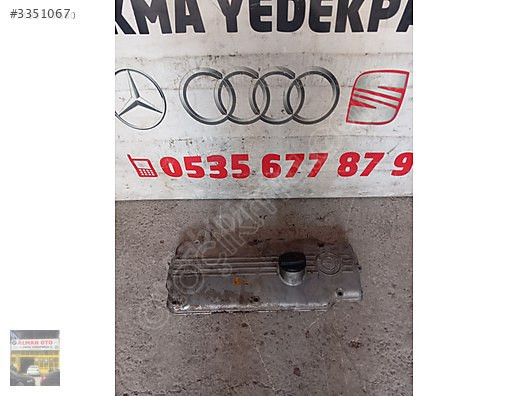 1262037 Bmw E30 M10 Külbütör Kapağ