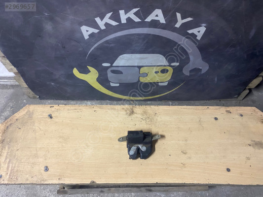 55701971 Fiat Bravo Bagaj Kilidi Motorlu Orjinal Çıkma