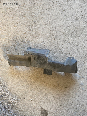 Renault Megane 2 02-08 Radyatör Fan Davlumbaz Plastiği Sağ Orijin