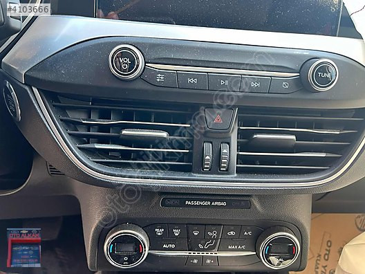 FORD FOCUS 4 RADYO KONTROL TUŞLARI ORİJİNAL ÇIKMA GARANTİLİ