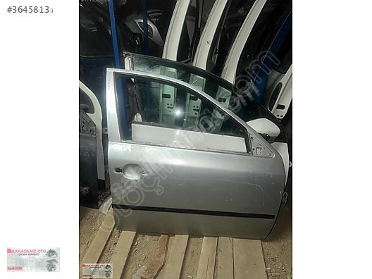 SKODA OCTAVİA SAĞ ÖN KAPI