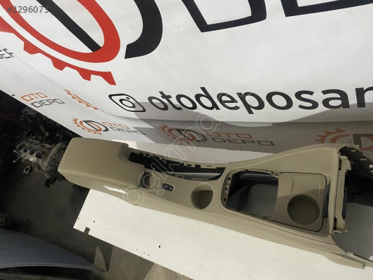 Renault Fluence Orta Konsol Hatasız Orjinal Çıkma