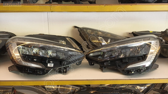 RENAULT CLİO-5 TAKIM SAĞ SOL ÖN FARLAR ÇIKMA ORJİNAL