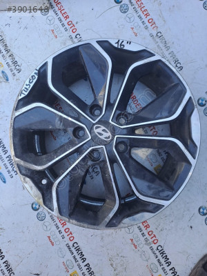 Hyundai Tucson çelik jant 1.adet (yüzeysel çizik)