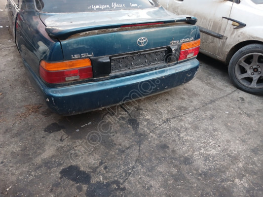 TOYOTA CORLLA ARKA TAMPON ÇIKMA