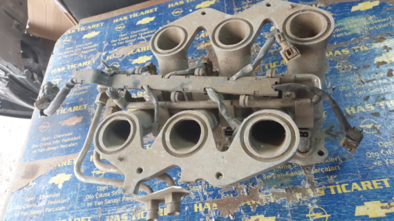Orjinal Çıkma Opel Omega 2.5 Benzinli Emme Manifoldu