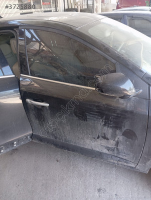 RENAULT FLUENCE SAĞ ÖN KAPI