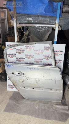 RENAULT MEGANE 2 sedan sağ arka kapı