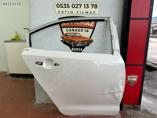 COROLLA SAĞ ARKA KAPI ORJİNAL BEYAZ