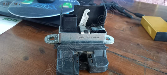 VW bagaj kilidi OEM 6R0827505 çıkma orj